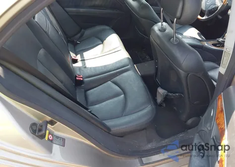 2004 Mercedes-Benz E 500 4Matic from USA, damaged, VIN WDBUF83J64X123431